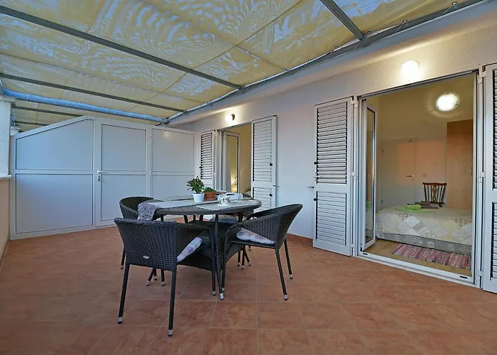 Apartments Biba Hvar